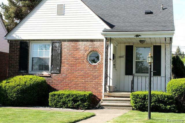 Property Photo: 18657 Audette Street MI 48124