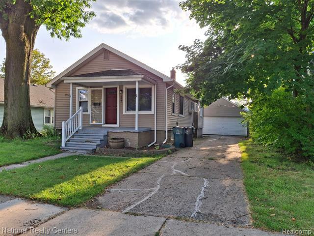 2827 Gardner Avenue  Berkley MI 48072 photo