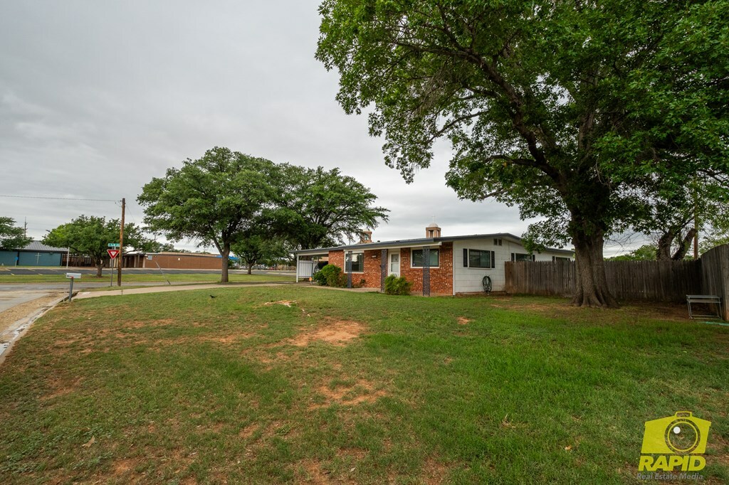 Property Photo:  2770 Southwestern Ave  TX 76904 