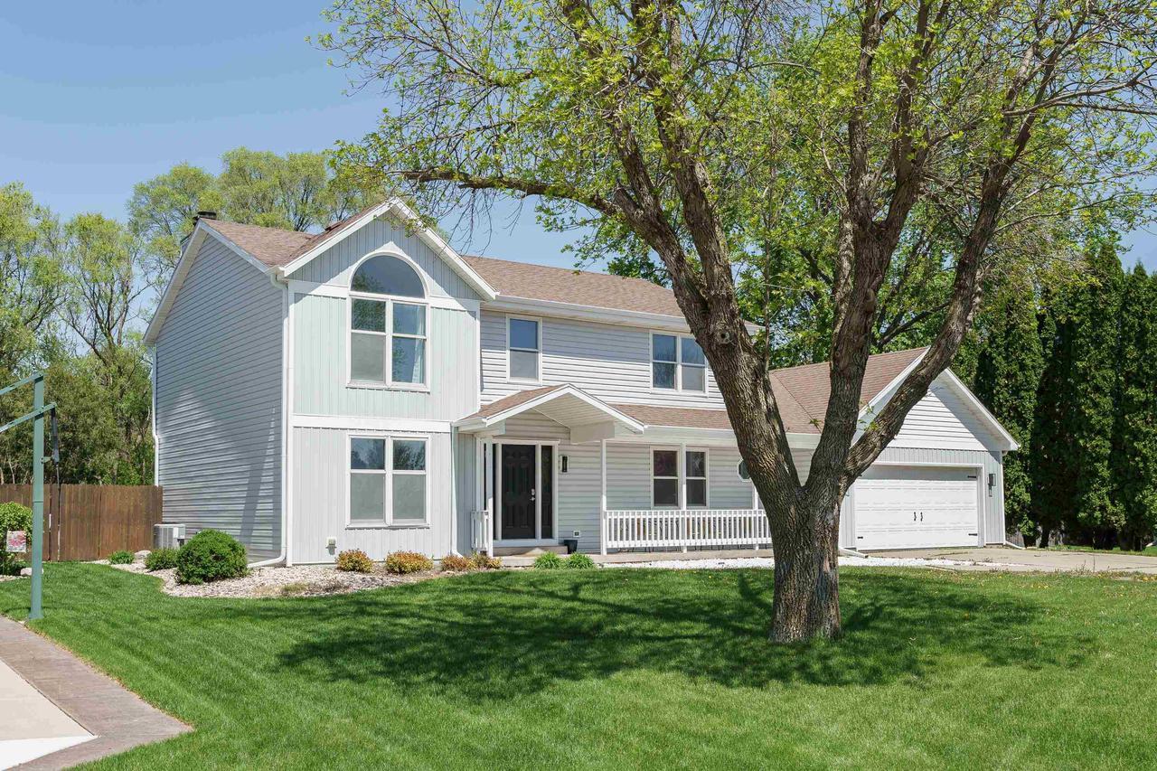 3927 Southwyck Court  Janesville WI 53546 photo