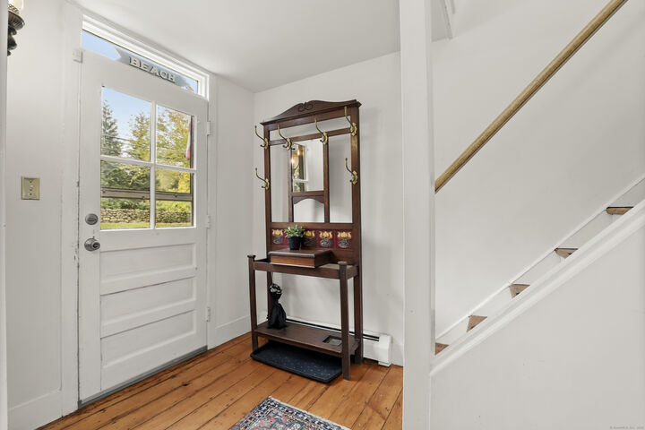 Property Photo:  47 Hollow Tree Ridge Road  CT 06820 