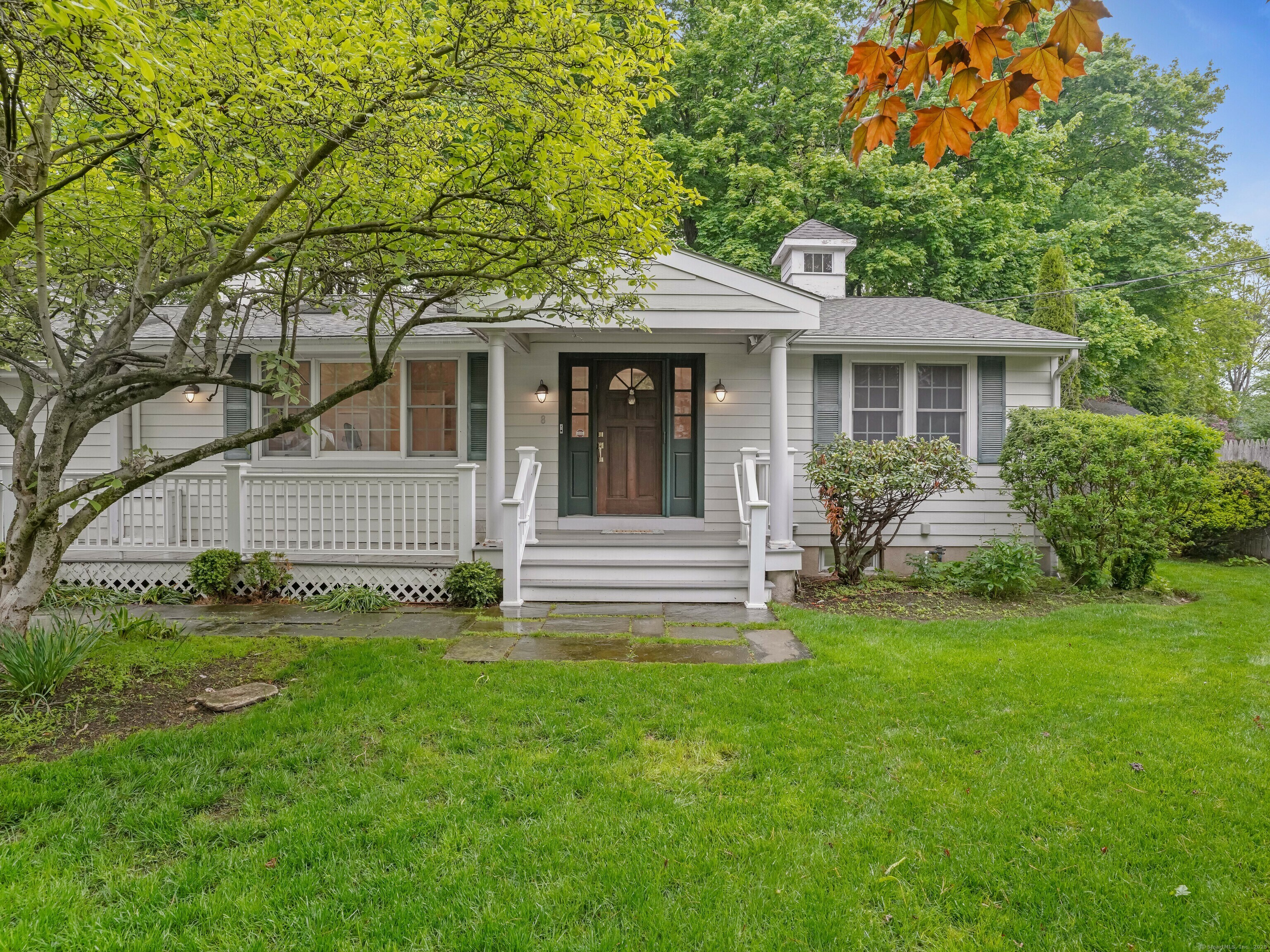 Property Photo: 8 Argentine Way CT 06850
