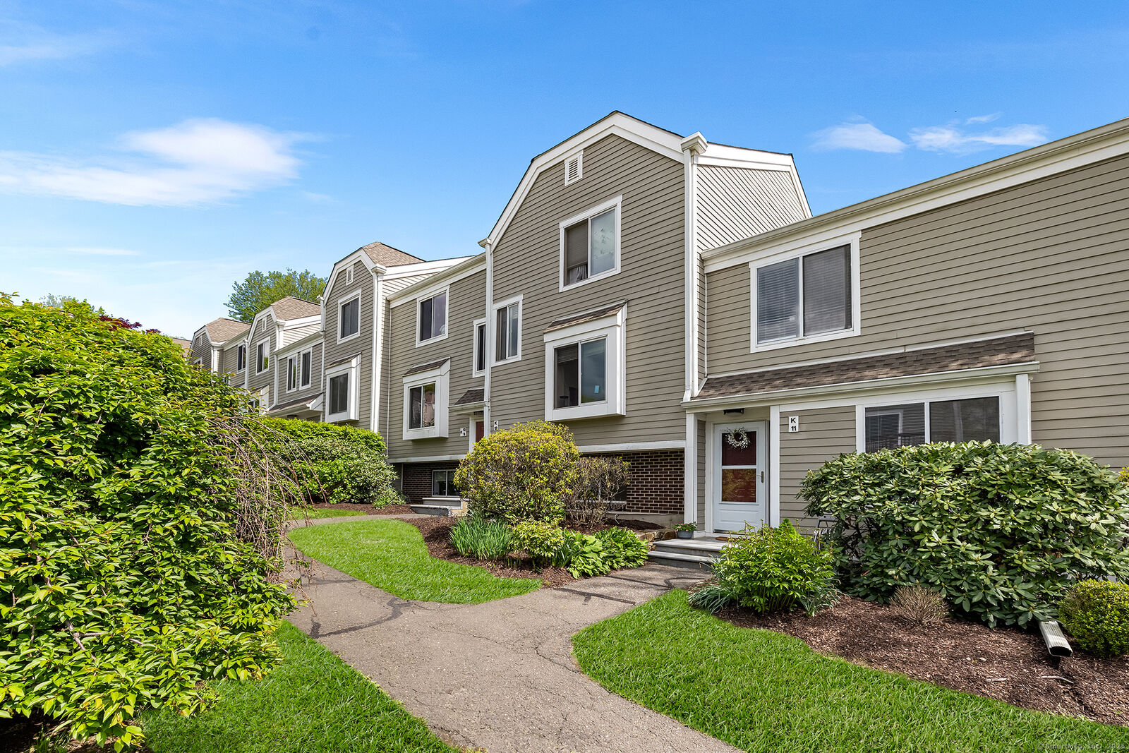 Property Photo:  71 Aiken Street Apt K12  CT 06851 