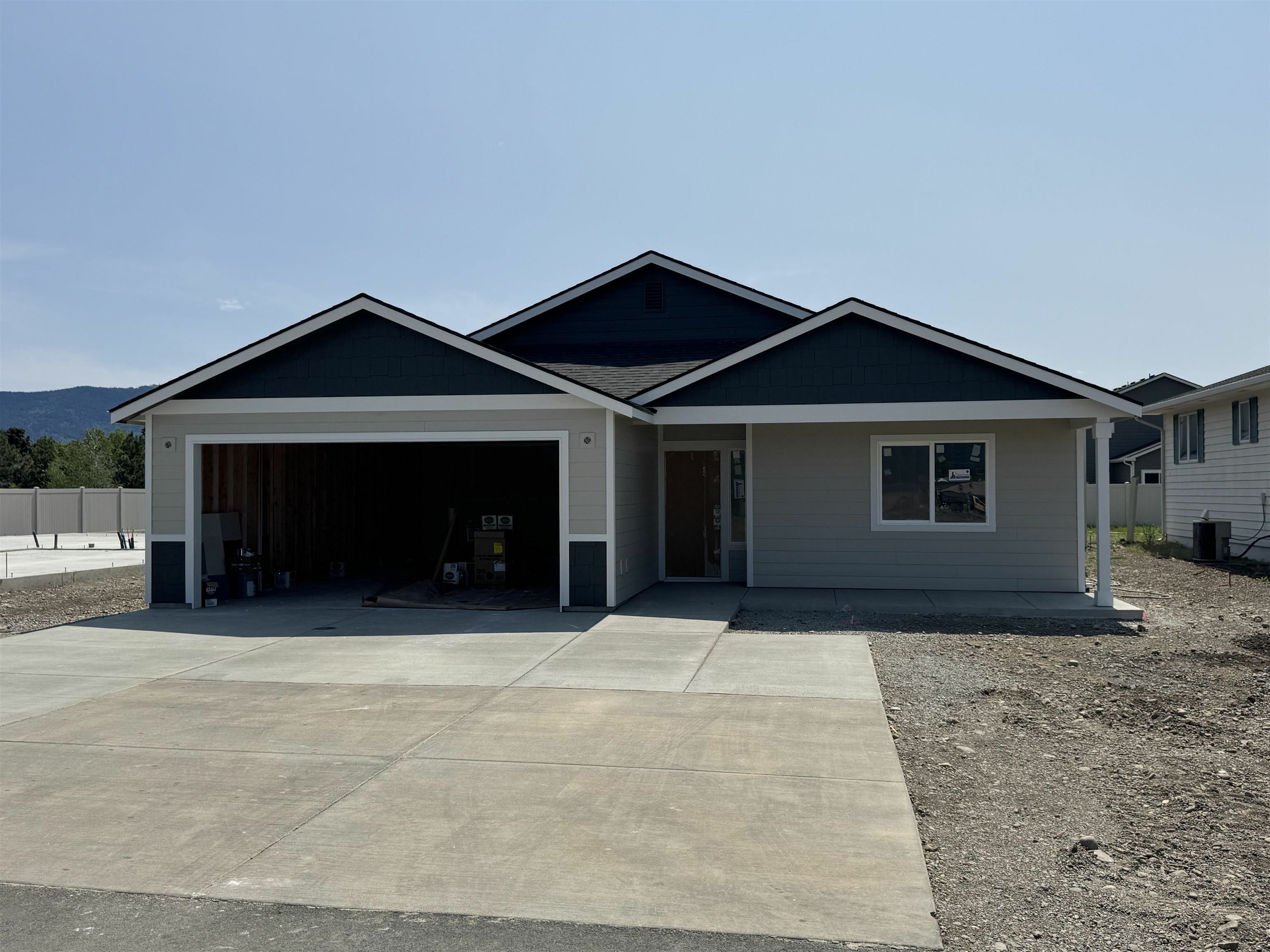 Property Photo: 18420 E 1st Ln WA 99016