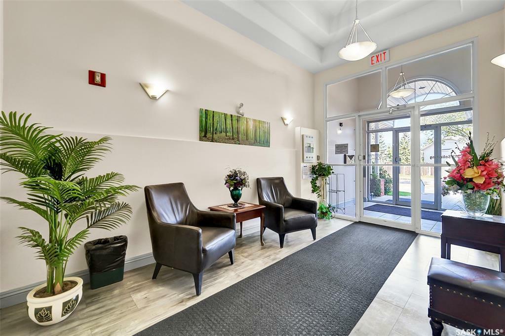 Property Photo: 1700 Main Street 202 SK S7H 5S1