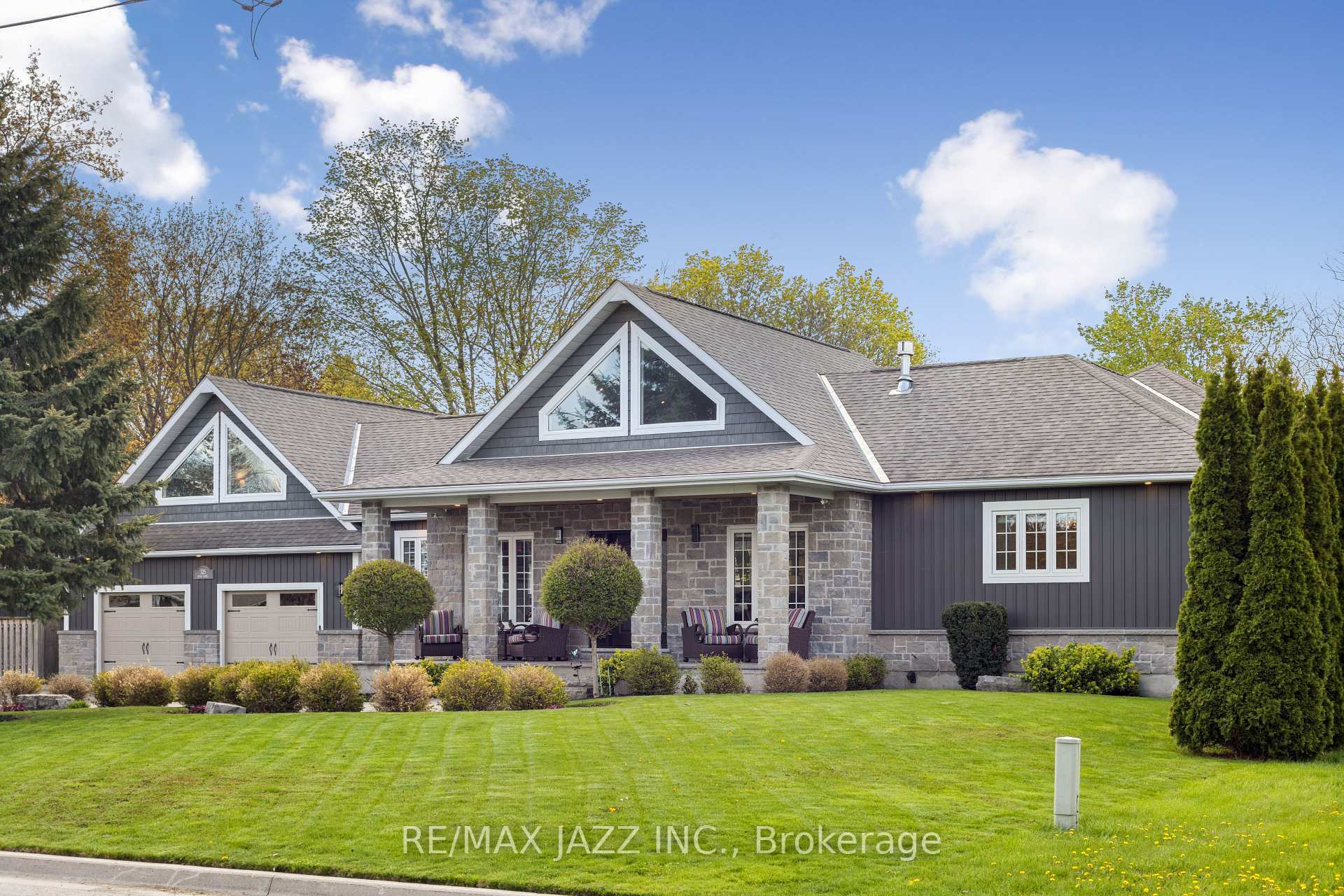 Property Photo: 325 Maine Street ON L1L 1A8