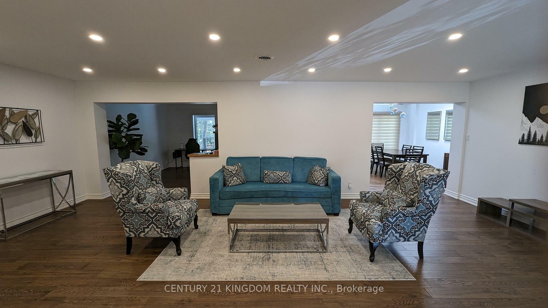 93 Perivale Crescent Main  Toronto ON M1J 2C4 photo
