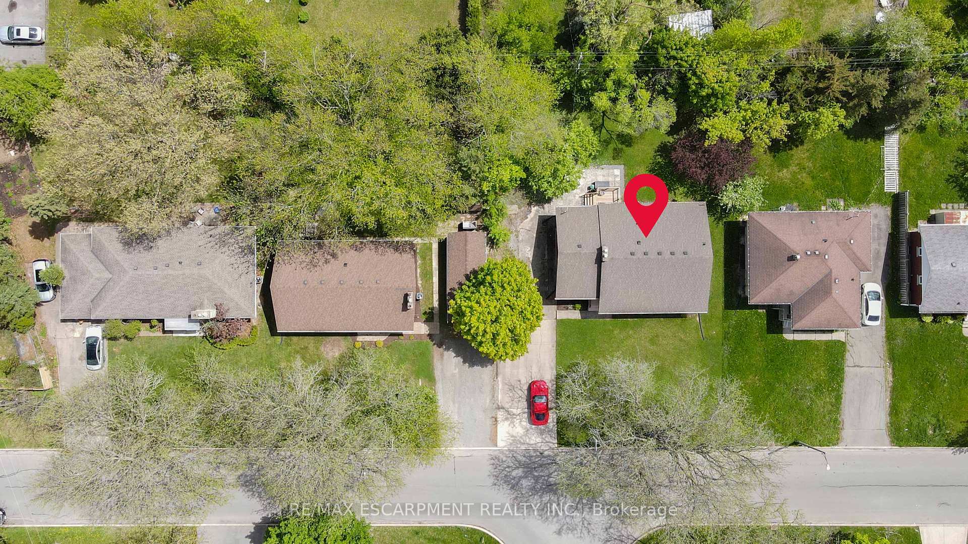 Property Photo: 31 Masterson Avenue ON L2T 3P2
