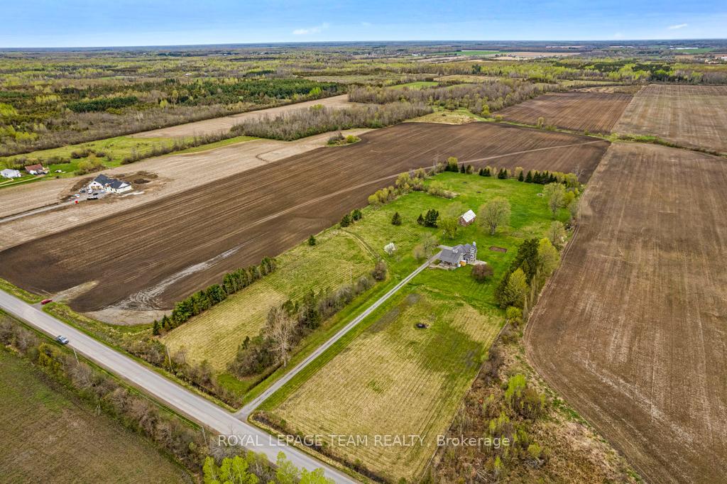 Property Photo: 1285 Craig Road ON K0G 1S0