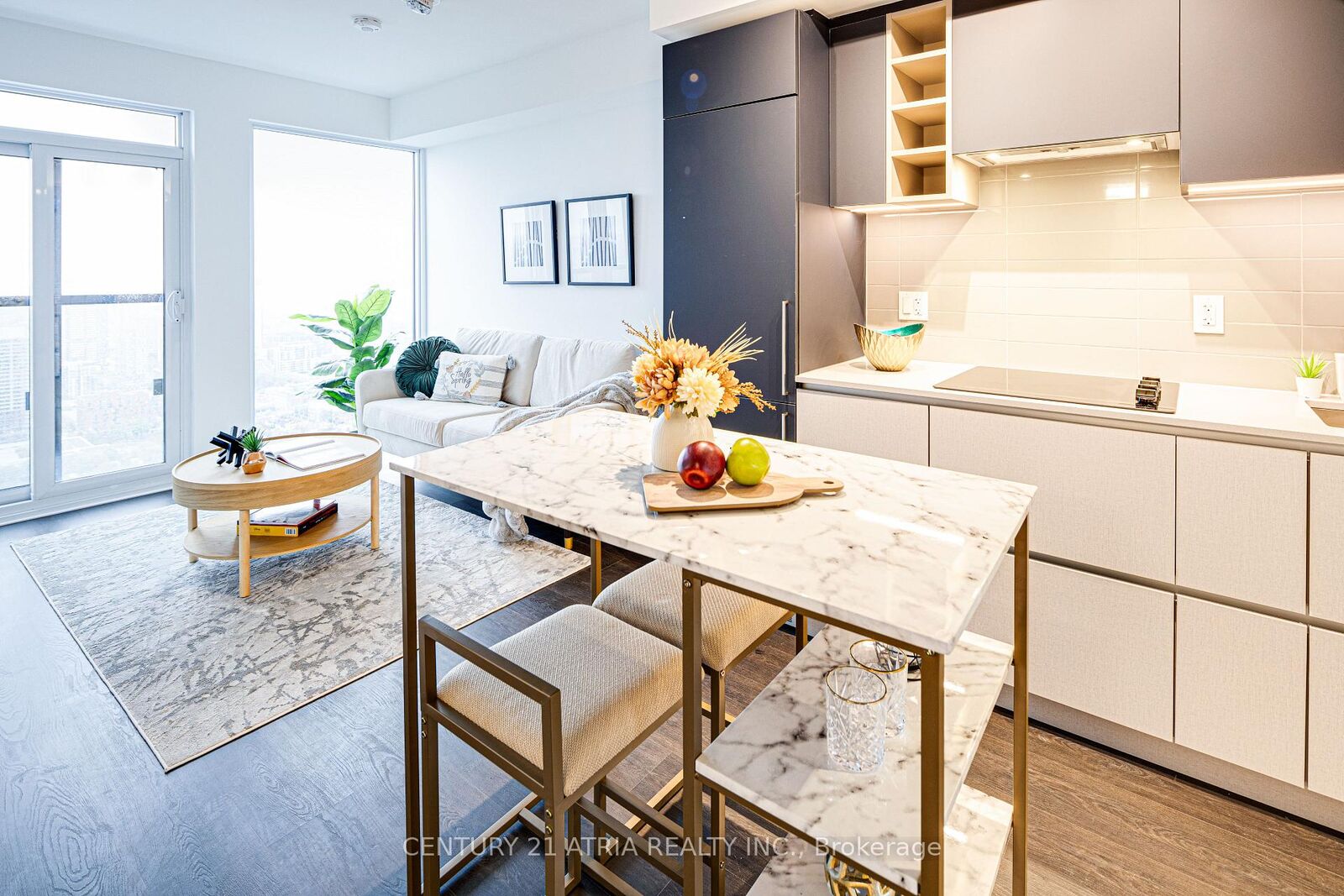 Property Photo: 319 Jarvis Street 5011 ON M5B 0C8