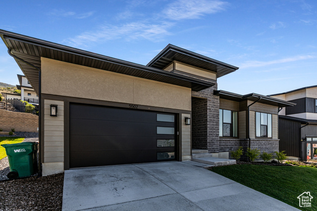 Property Photo: 5502 N Valley Rd W UT 84043