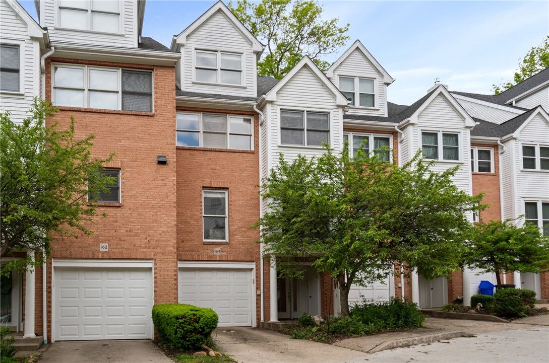 Property Photo:  164 Rockwell Ln  PA 15218 