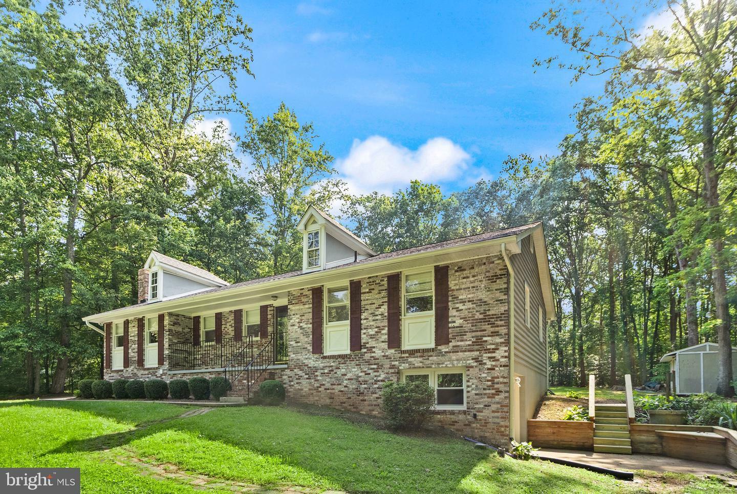 Property Photo: 14550 Stephen Street VA 20181