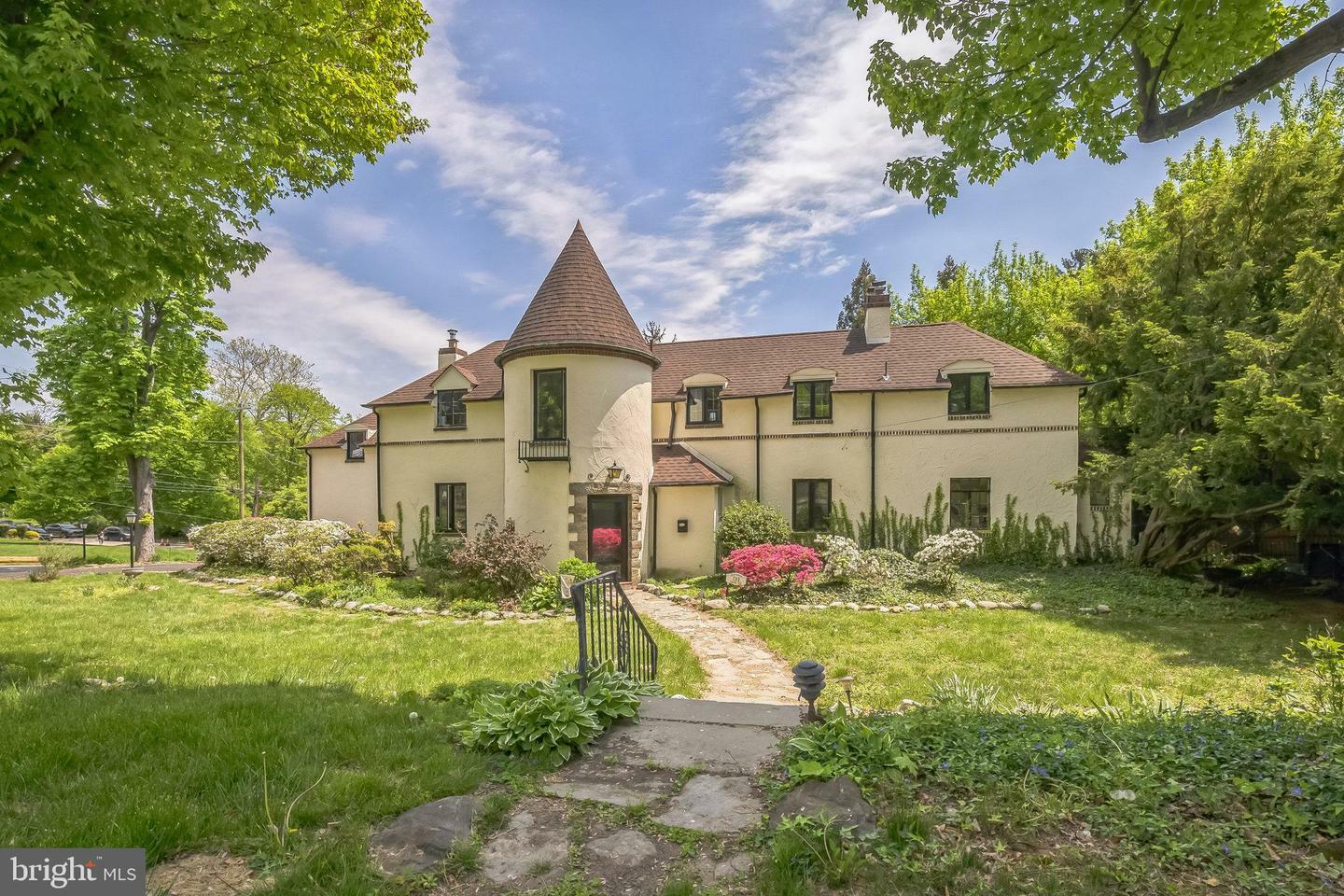 Property Photo: 732 Spring Avenue PA 19027