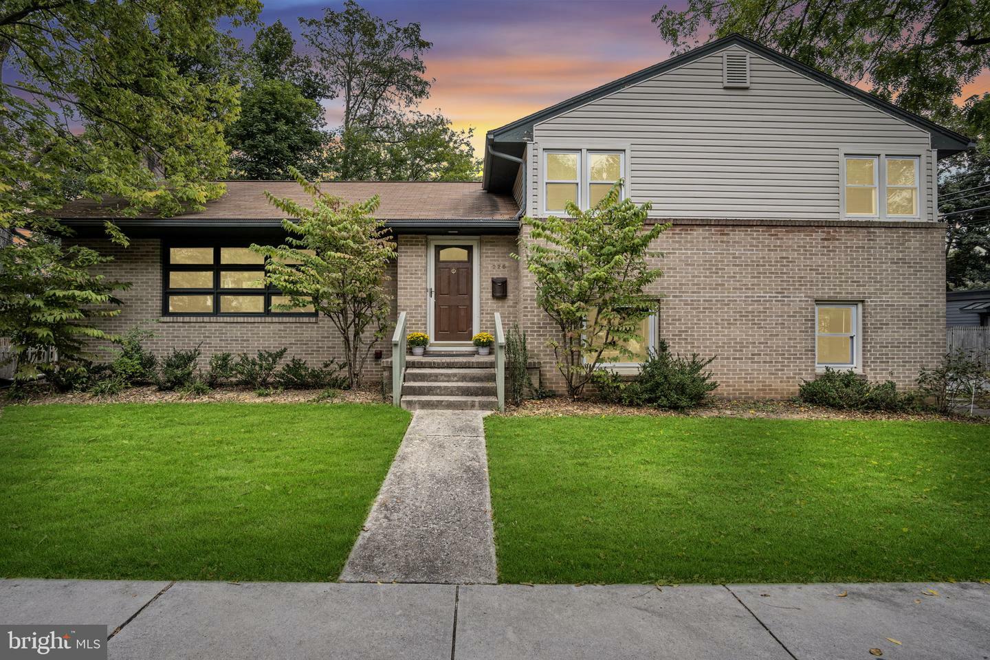 Property Photo: 225 S West Street PA 17013