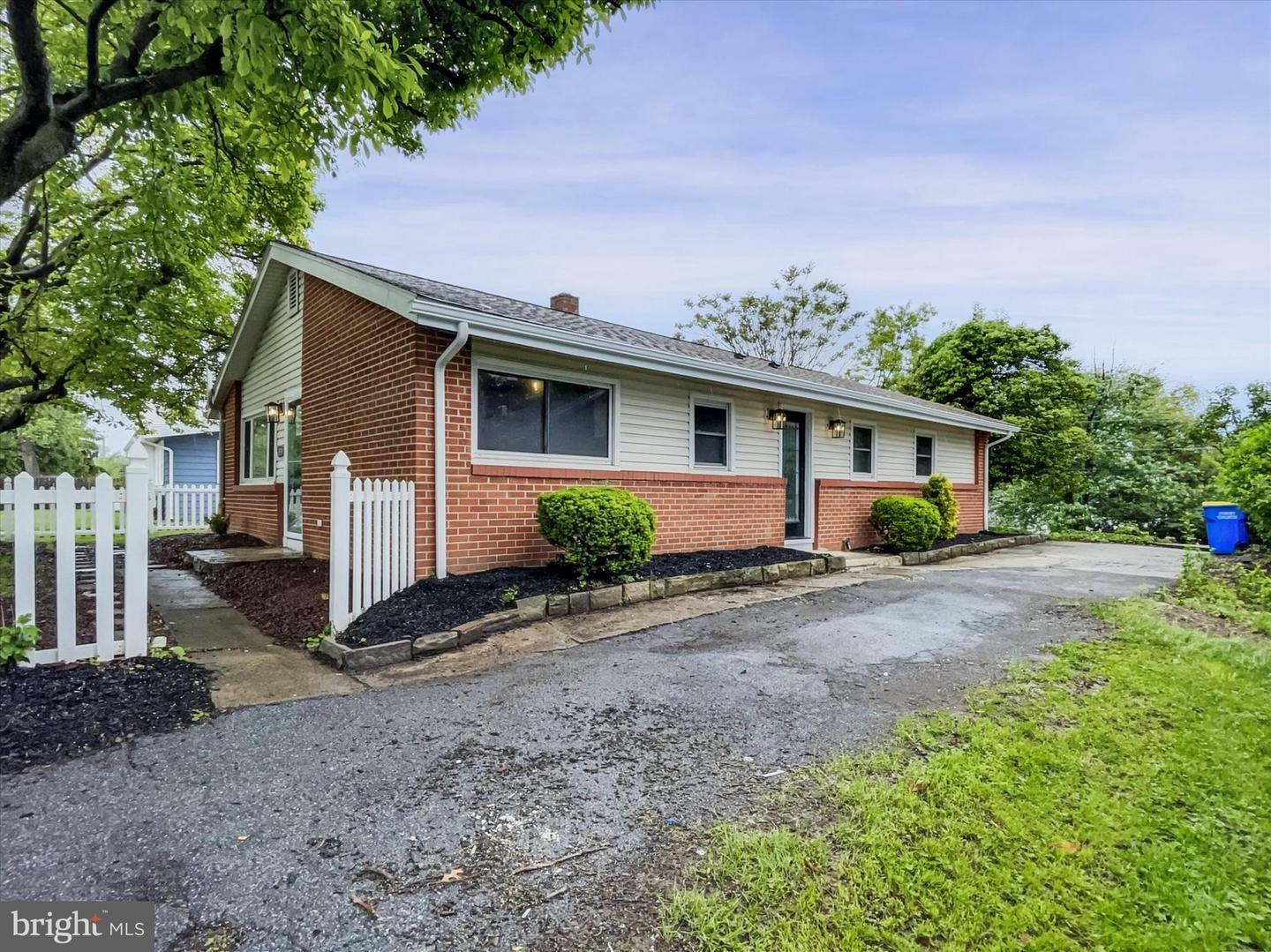 2939 Cumberland Boulevard  Camp Hill PA 17011 photo