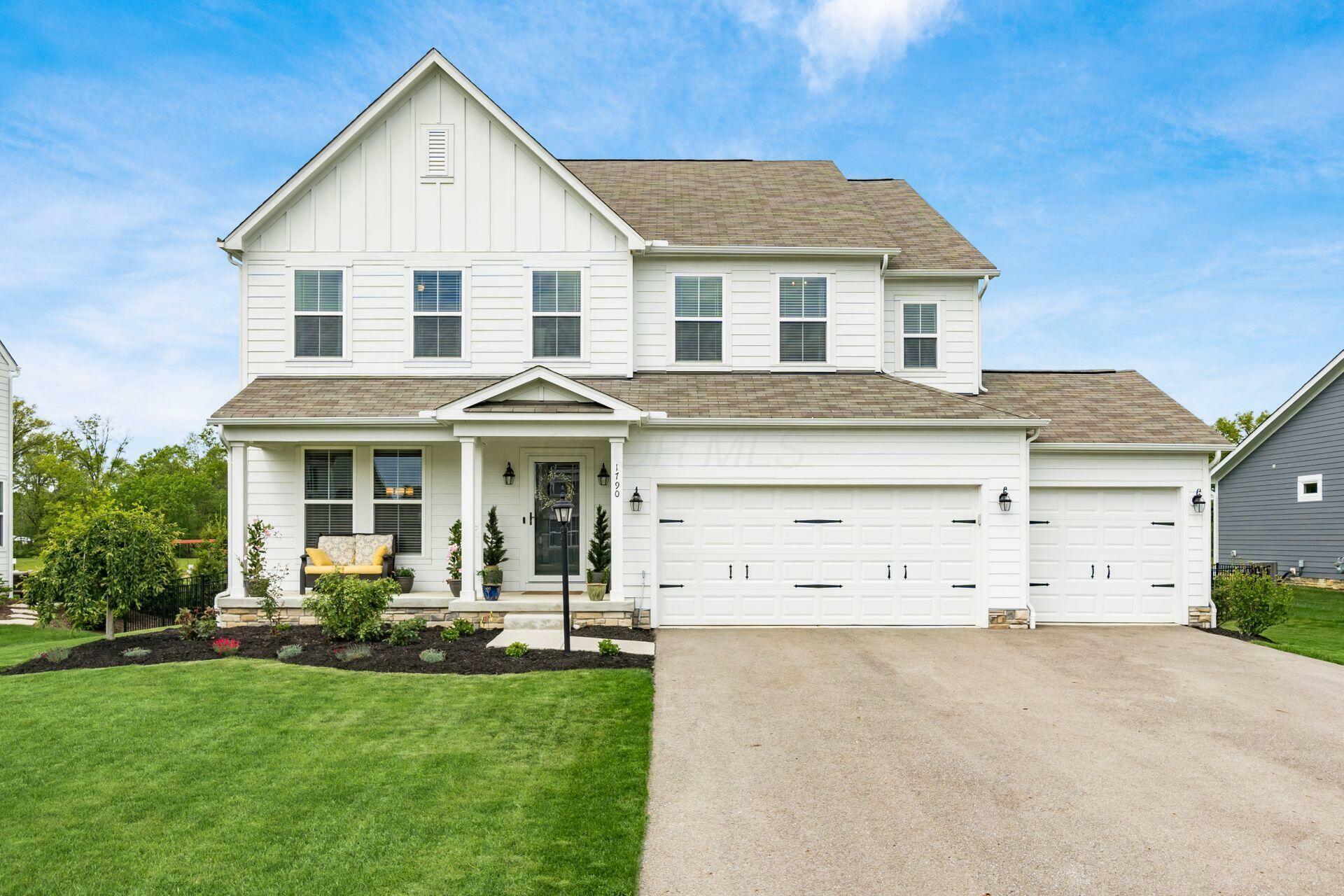 Property Photo: 1790 Wrenbury Drive OH 43021