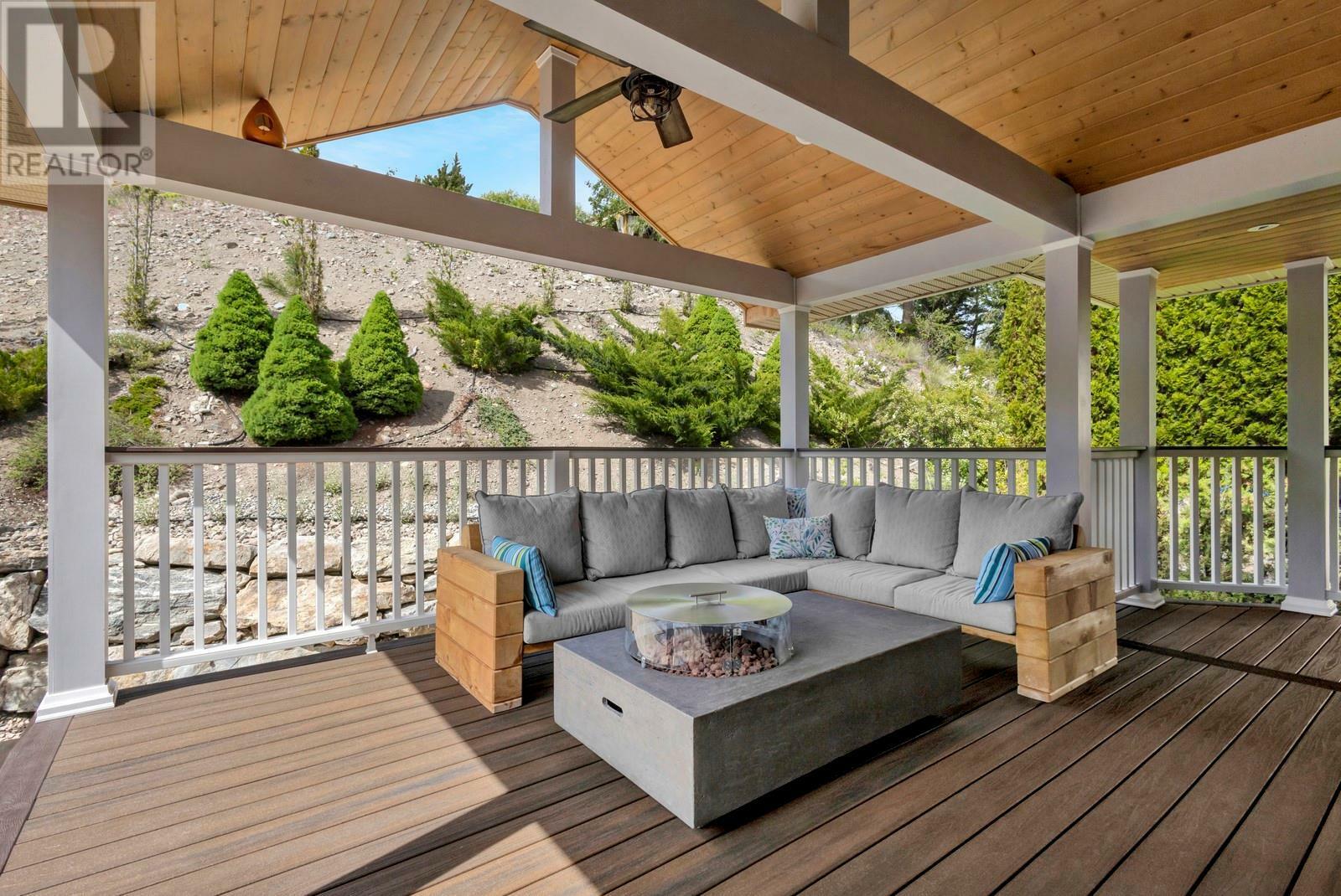 Property Photo: 2418 Cobblestone Road BC V4T 3A7