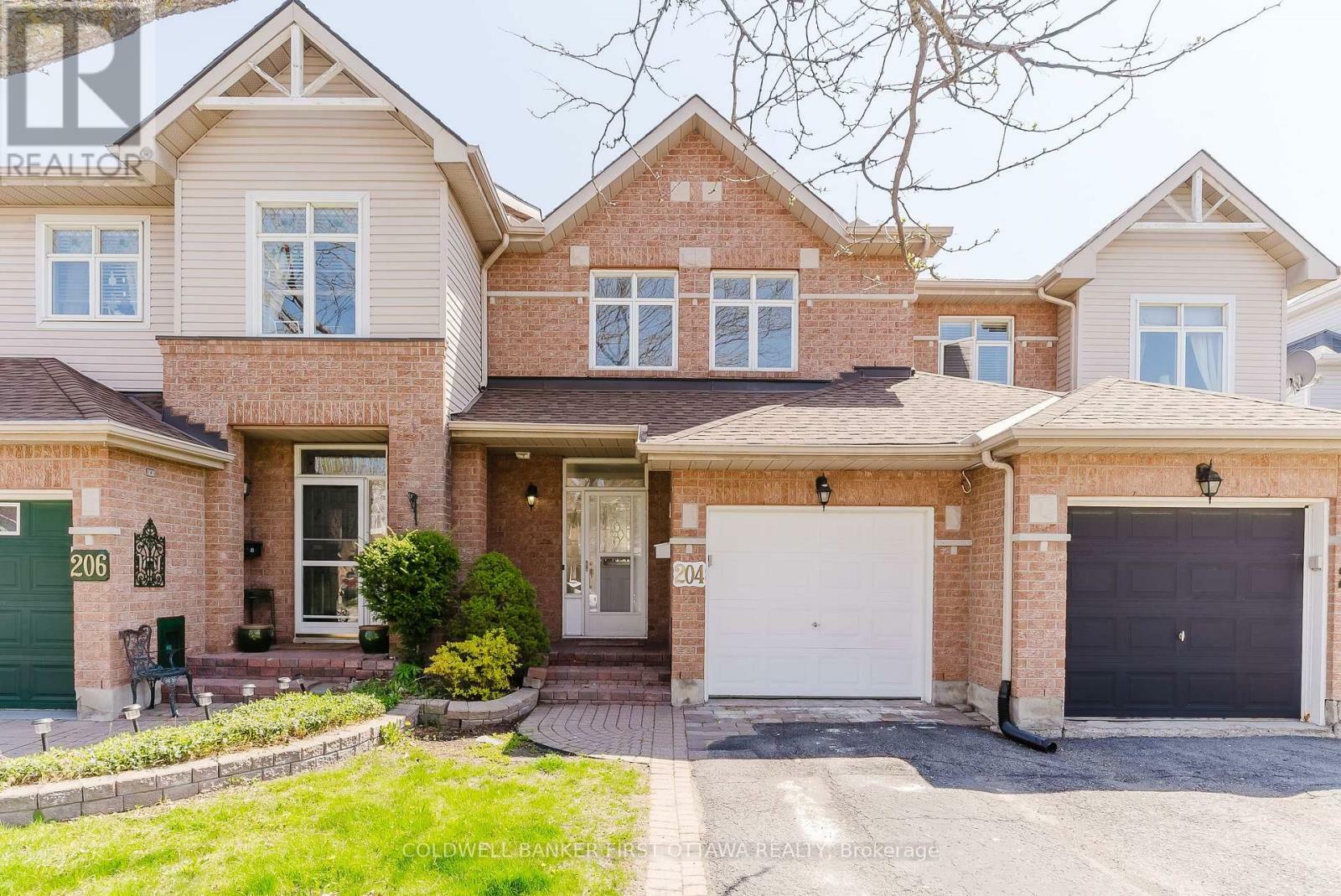 Property Photo: 204 Windhurst Drive ON K2G 6H9