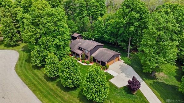 Property Photo: 1640 Bending Tree Drive OH 45344