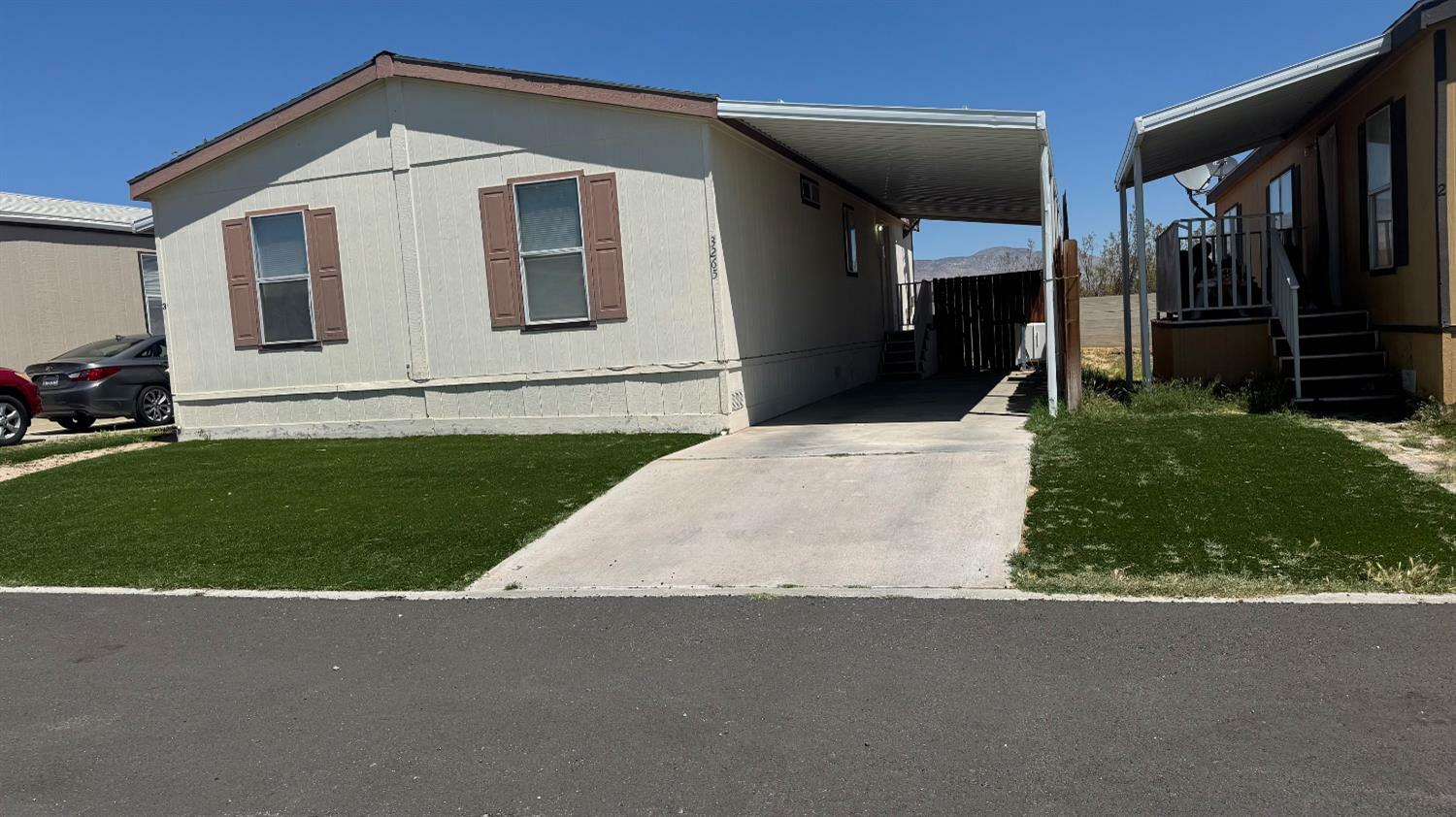 Property Photo:  3265 Huber Avenue  CA 93501 
