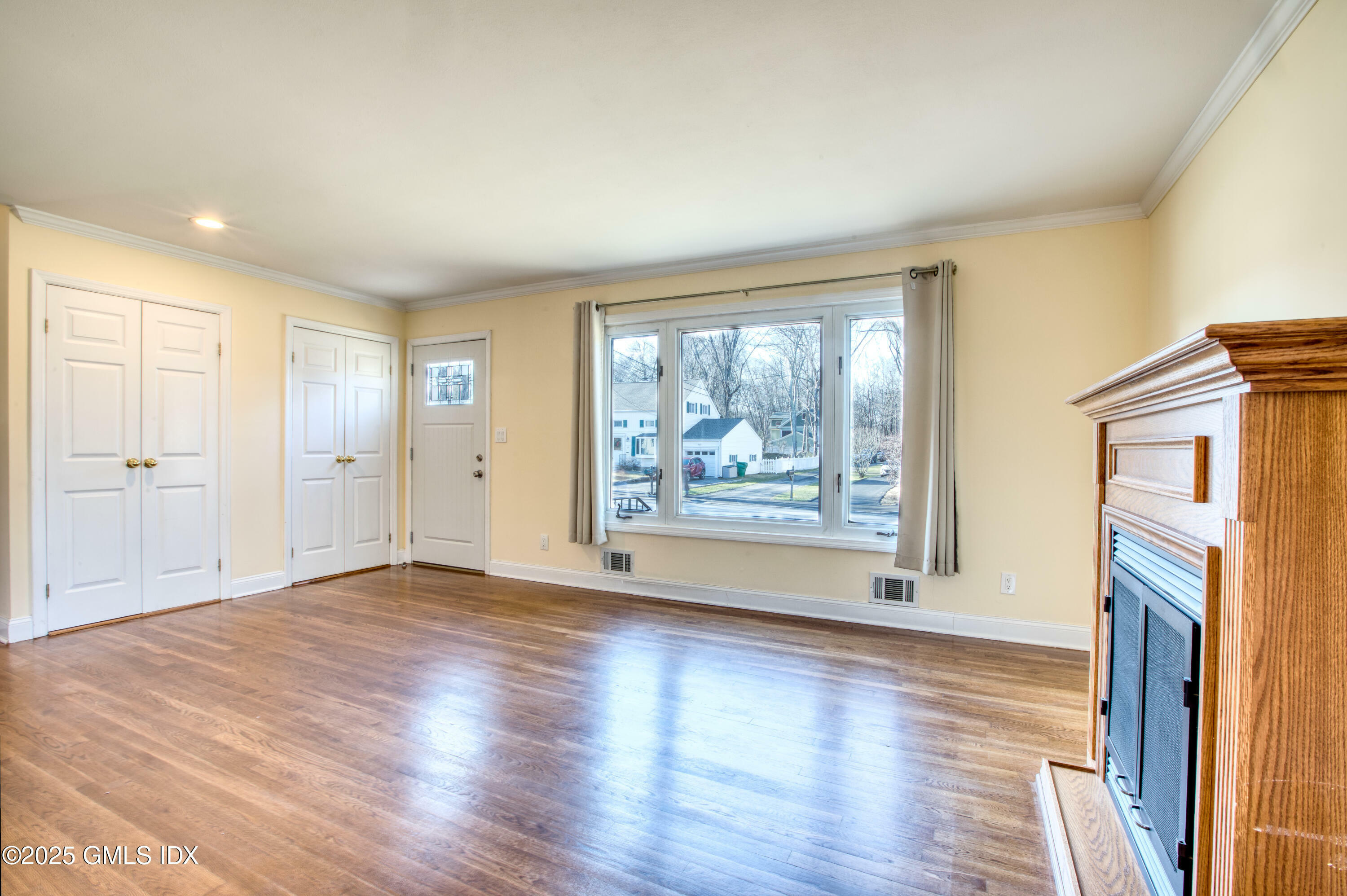 Property Photo: 54 Mary Lane CT 06878