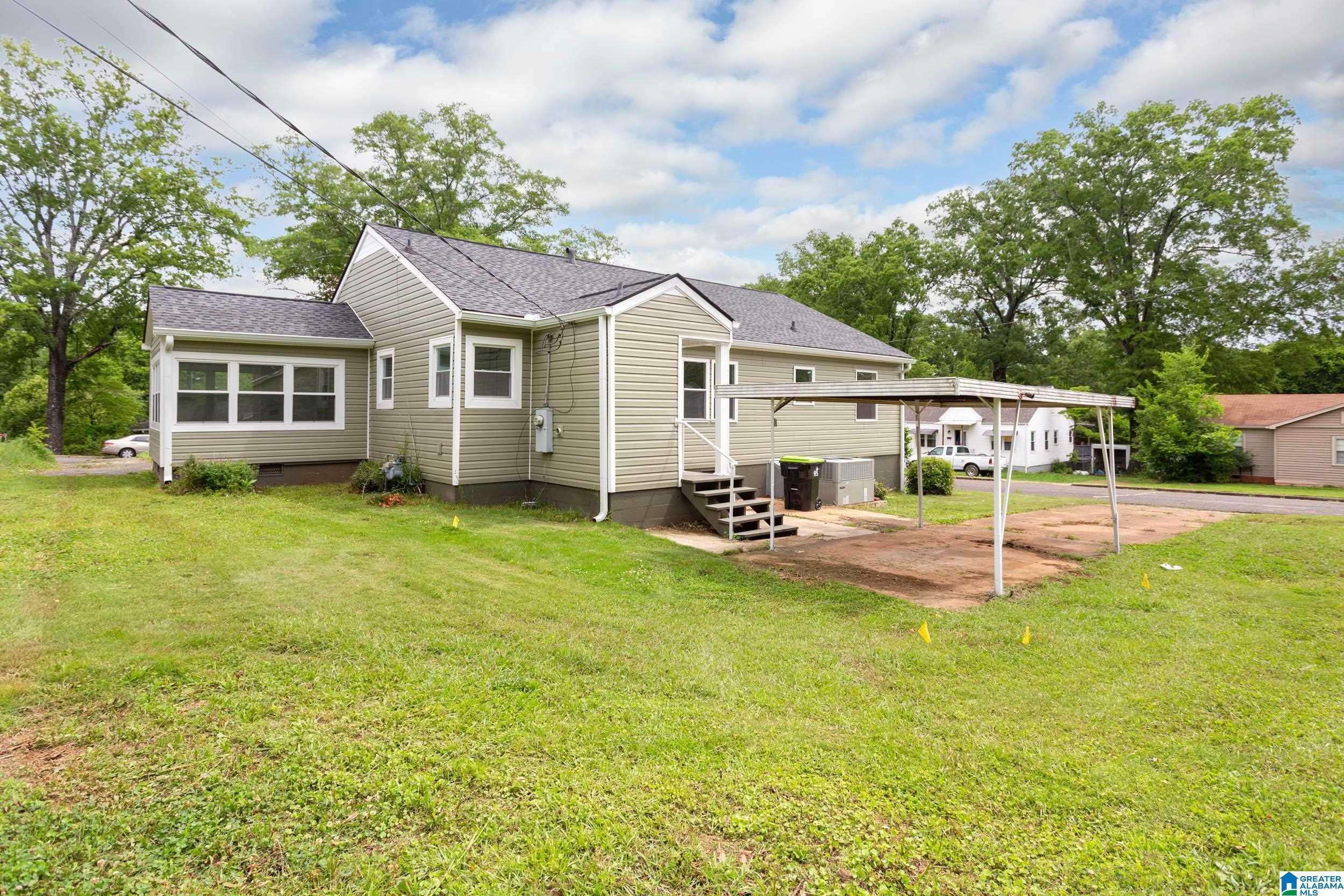 Property Photo: 107 Hillside Drive AL 35160