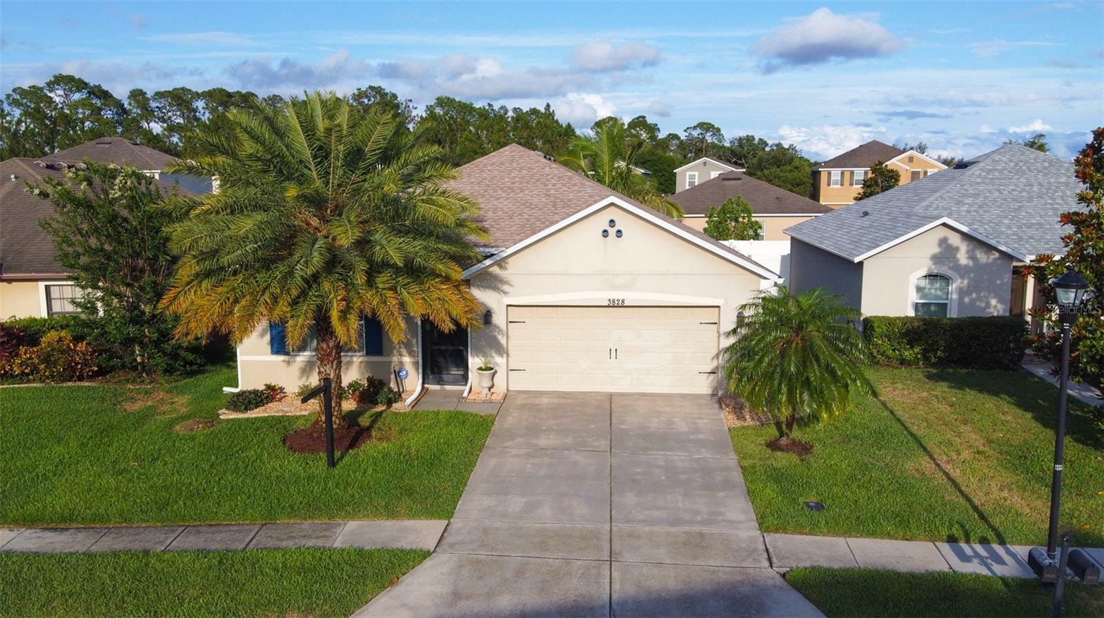 Property Photo: 3828 Eloise Estates Court FL 33881