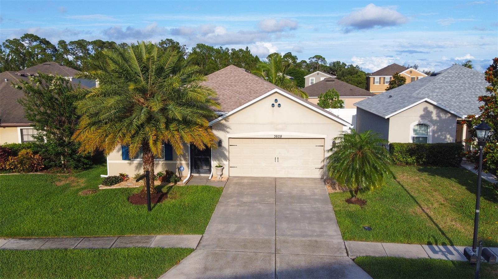 Property Photo: 3828 Eloise Estates Court FL 33881