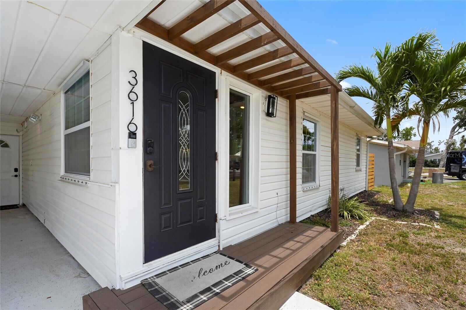 Property Photo:  3616 Stardust Place  FL 34232 
