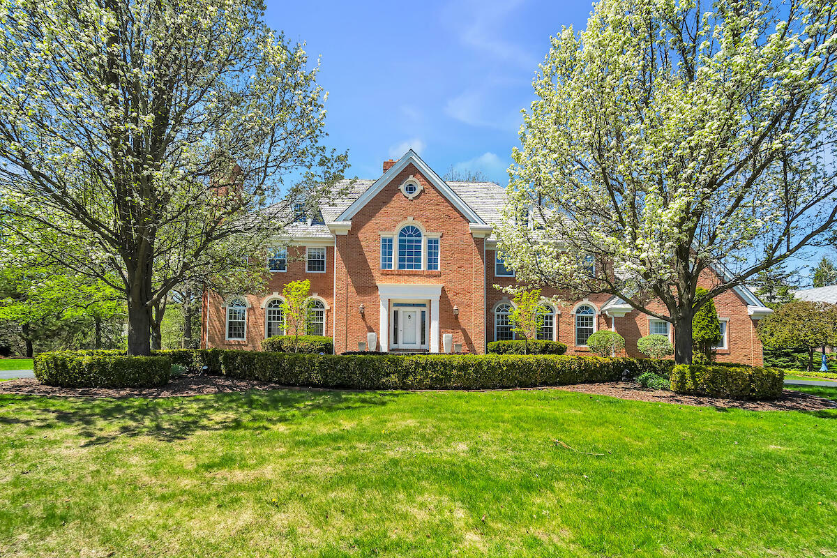 Property Photo: 10113 N Vintage Ct WI 53092