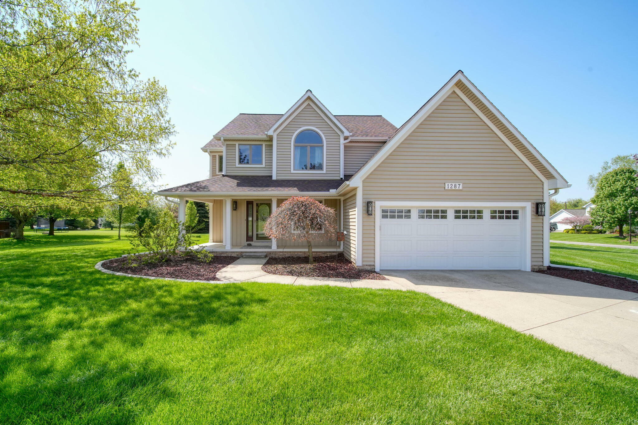 Property Photo: 1287 Deer Run MI 49240
