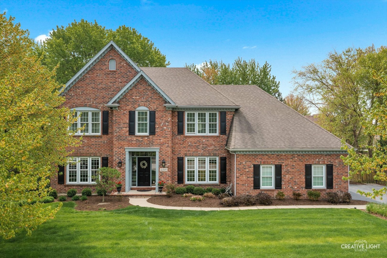 Property Photo: 4320 Clearwater Lane IL 60564