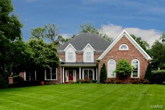 900 Town And Country Estates Court  Town and Country MO 63141 photo