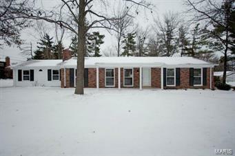 1723 Ben Davis  St Louis MO 63122 photo