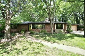 525 N Crescent  St Louis MO 63122 photo