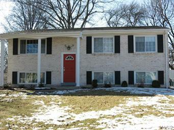 Property Photo: 2861 Sugar Tree Lane MO 63043
