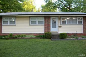 Property Photo: 10118 Carlyle Avenue MO 63114