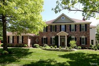 200 Hibler Oaks Drive  St Louis MO 63141 photo