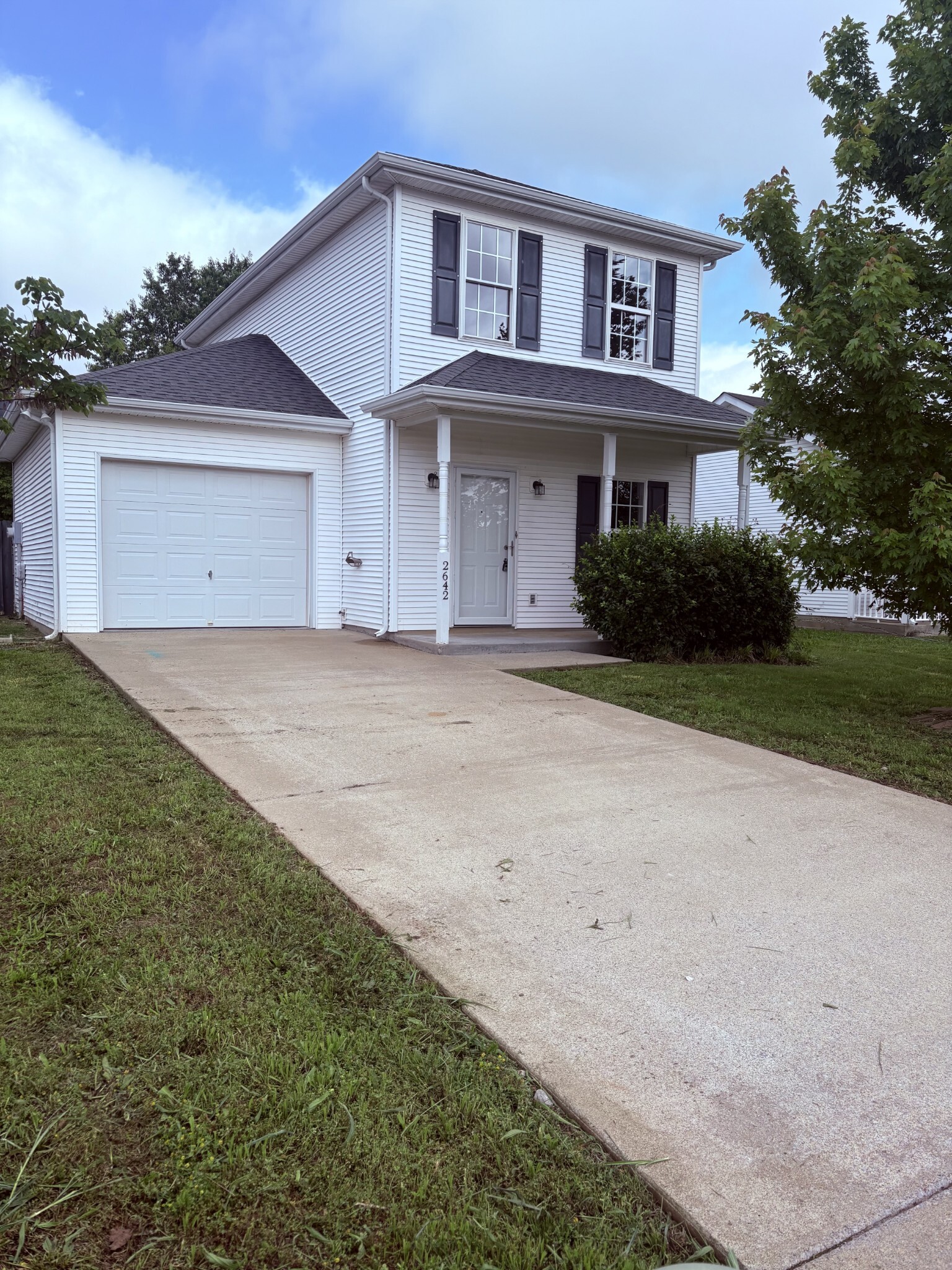Property Photo: 2642 Sewanee Pl TN 37128