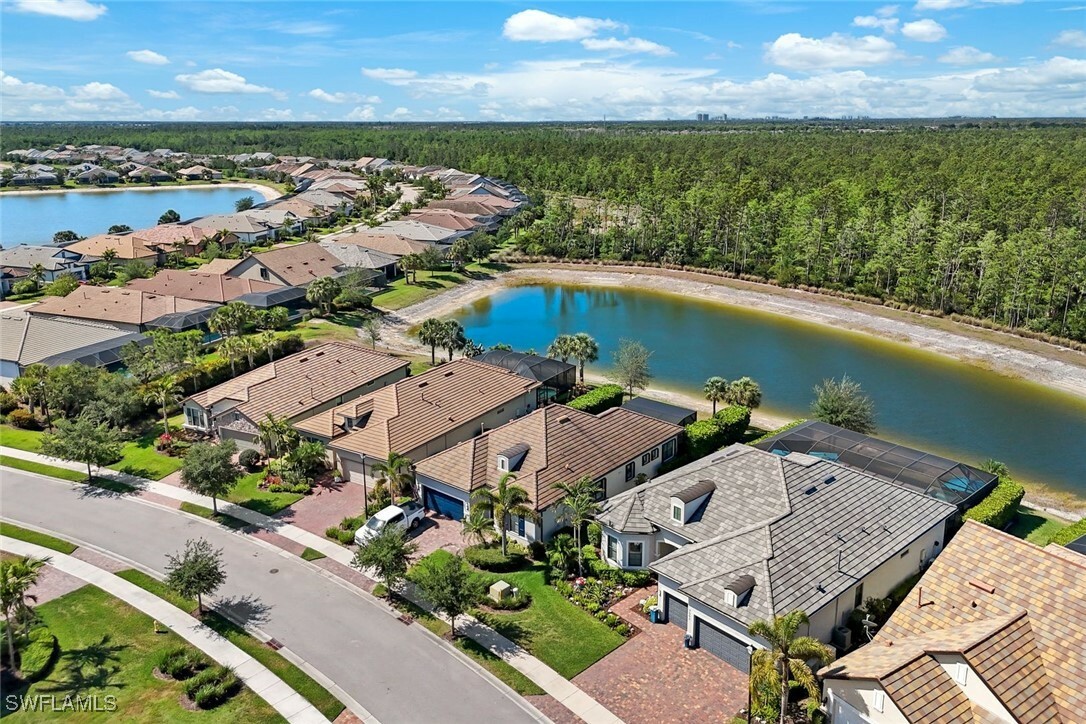 Property Photo: 7597 Blackberry Drive FL 34114