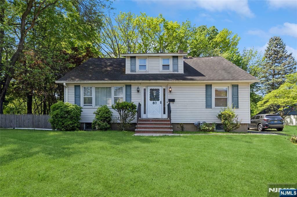 87 Palisade Avenue  Emerson NJ 07630 photo