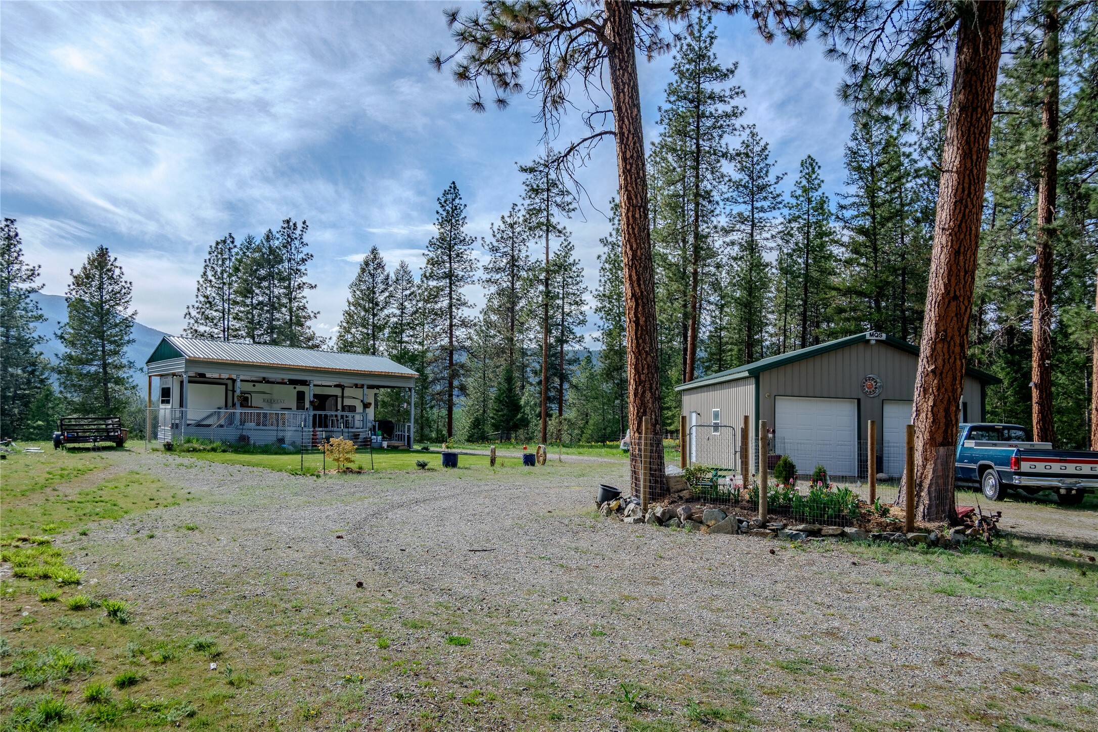 Property Photo: 2577 Kootenai River Road MT 59923