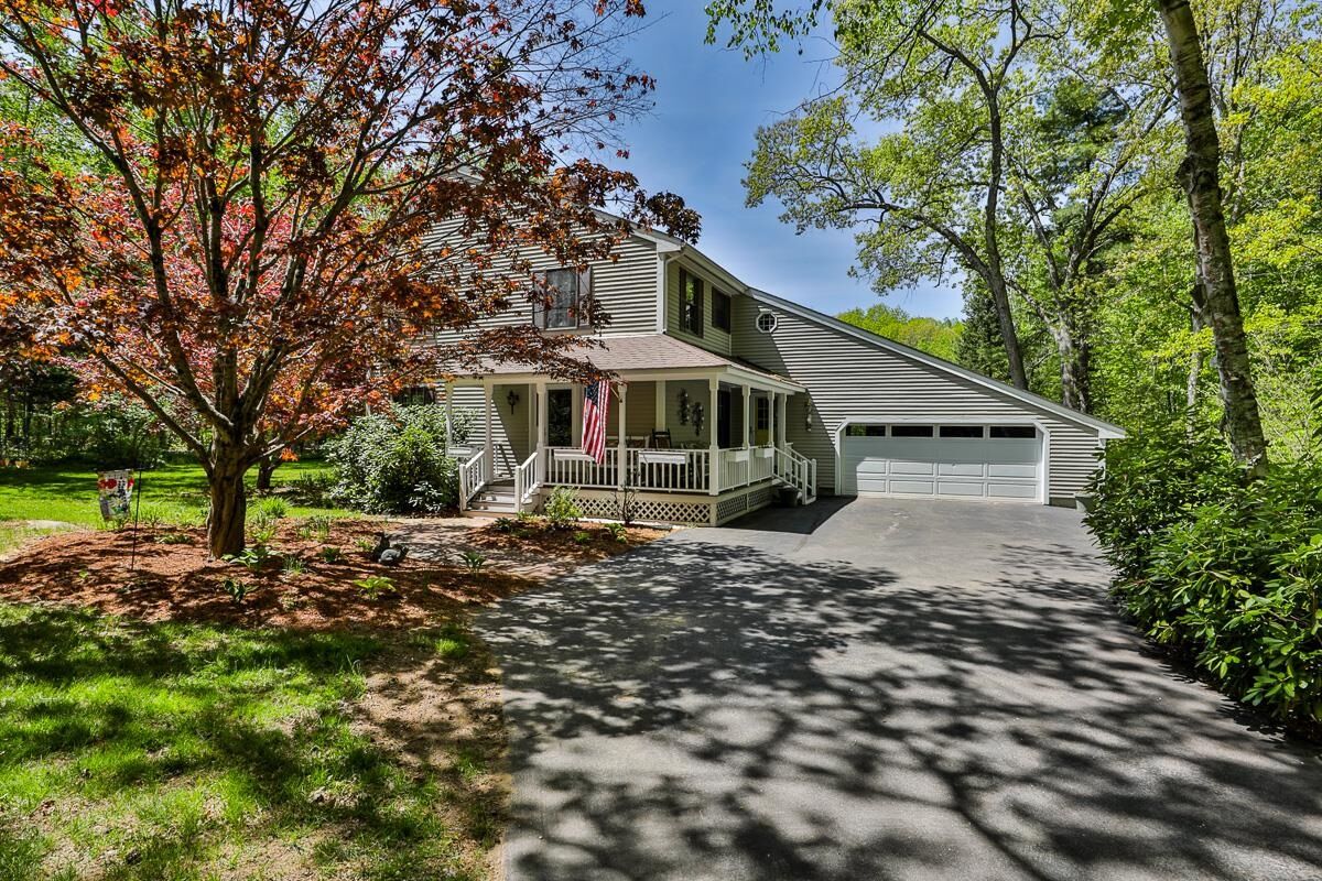 Property Photo:  51 Hillcrest Road  NH 03045 