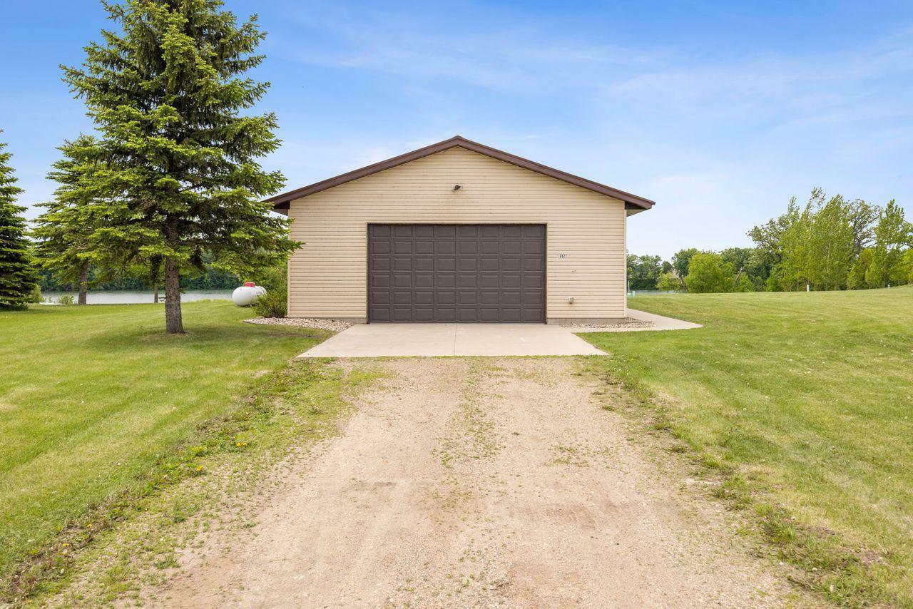 Property Photo: 10927 167th Street MN 56339