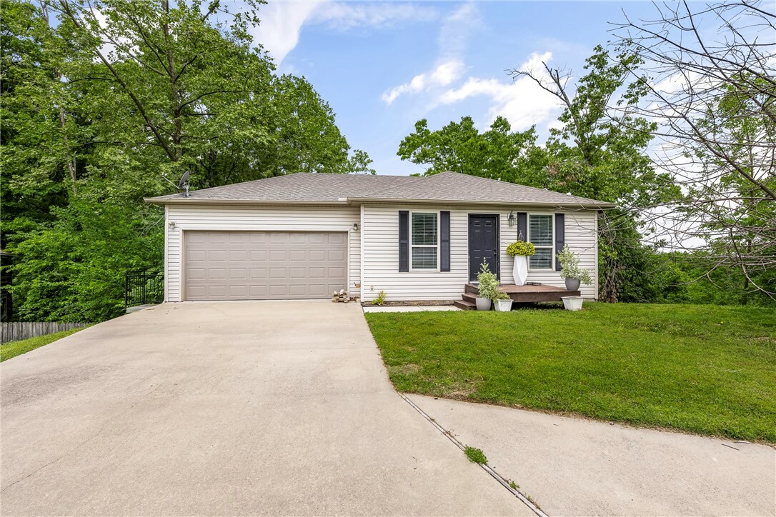 1615 Cresent Street  Bentonville AR 72712 photo