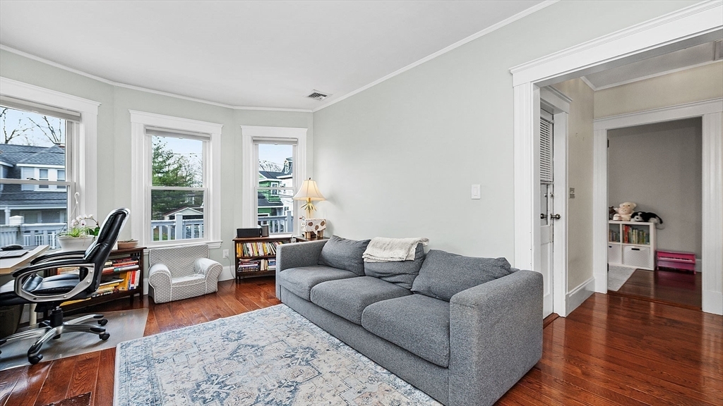Property Photo: 136 Jewett St 2 MA 02458