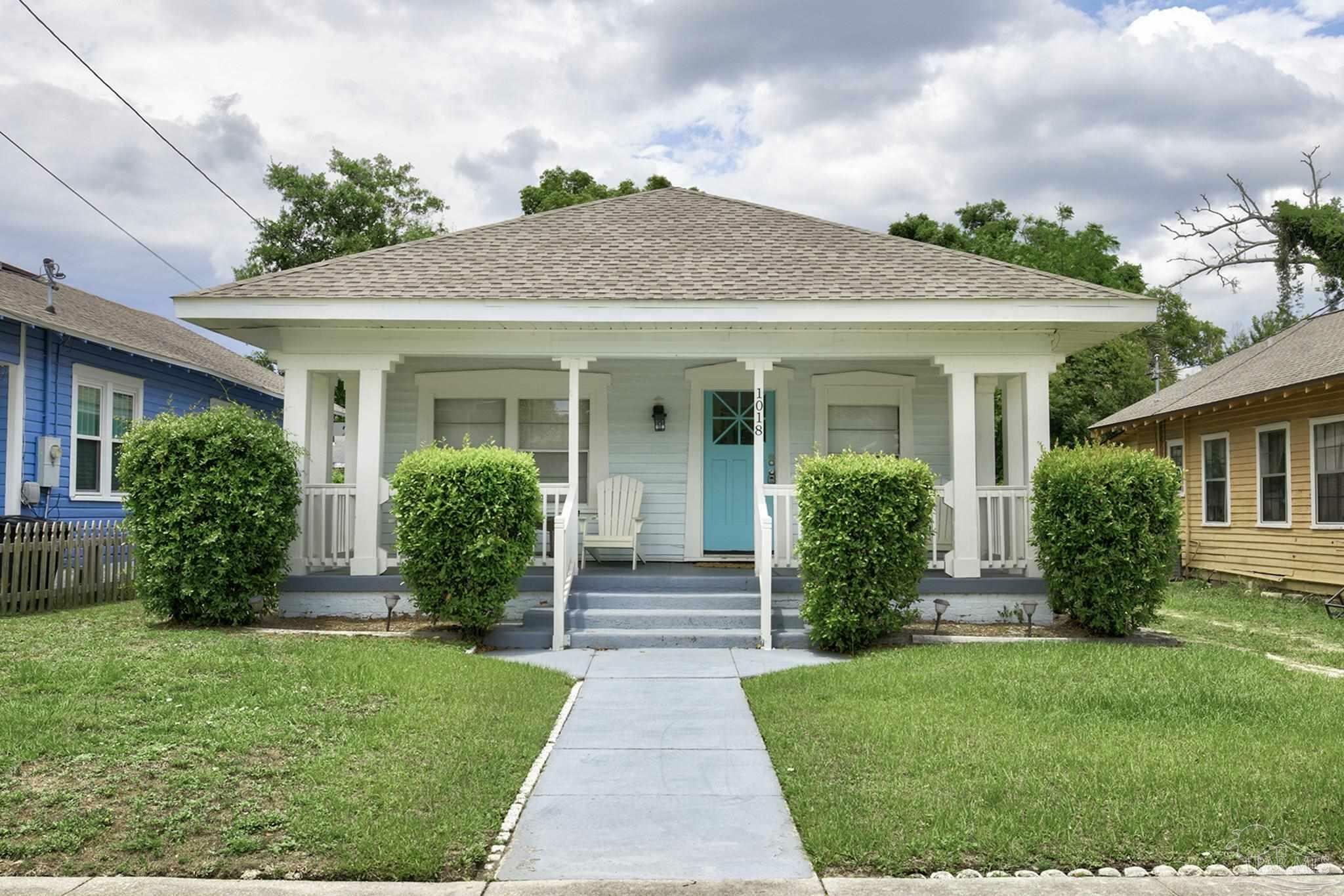 Property Photo: 1018 W Gregory St FL 32502