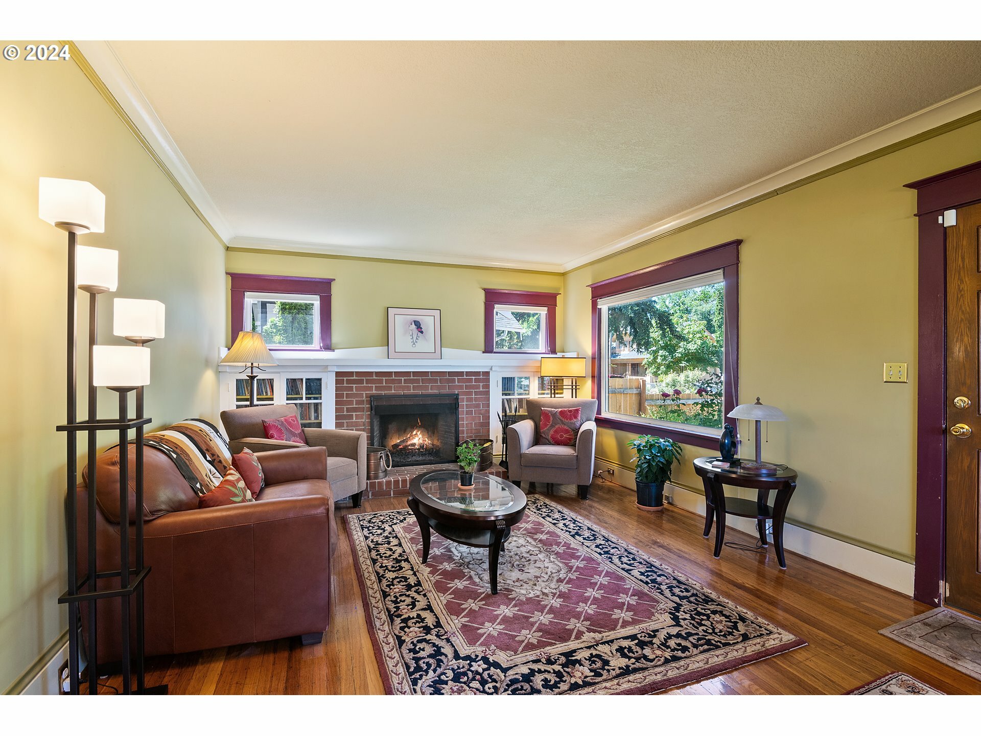 Property Photo: 5774 NE Garfield Ave OR 97211