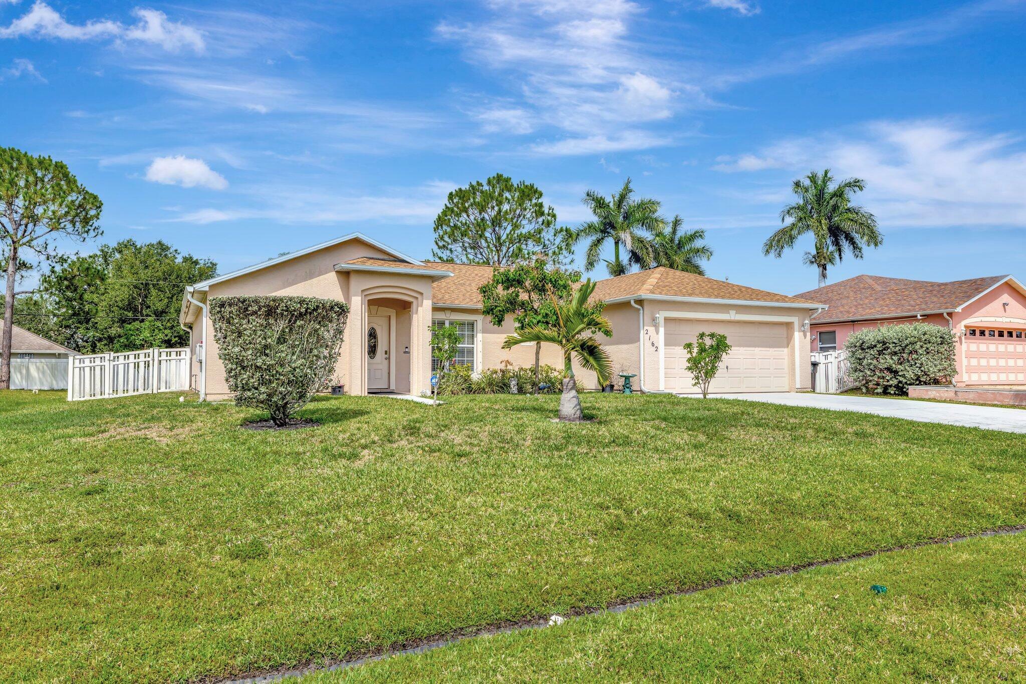 Property Photo: 2162 SW Burlington Street FL 34984
